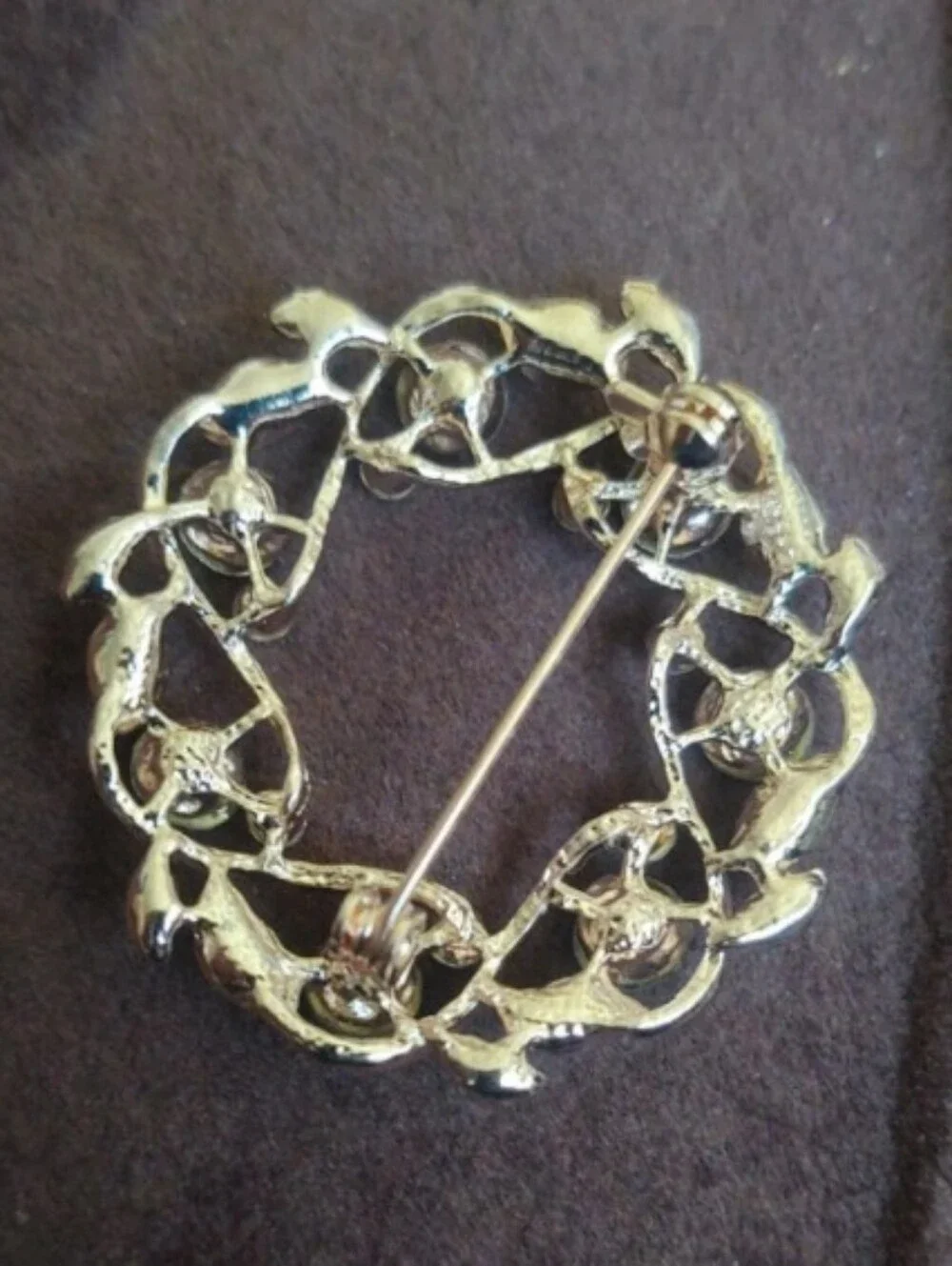 Clear Crystal Wreath Brooch